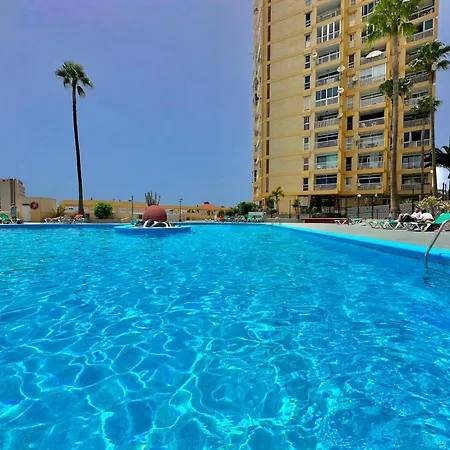 Torres De Yomely - M6d * Playa de las Americas (Tenerife)